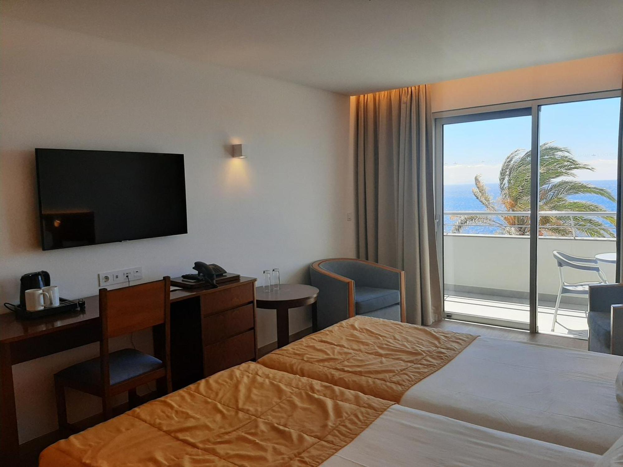 Hotel Roca Mar Caniço Exteriör bild