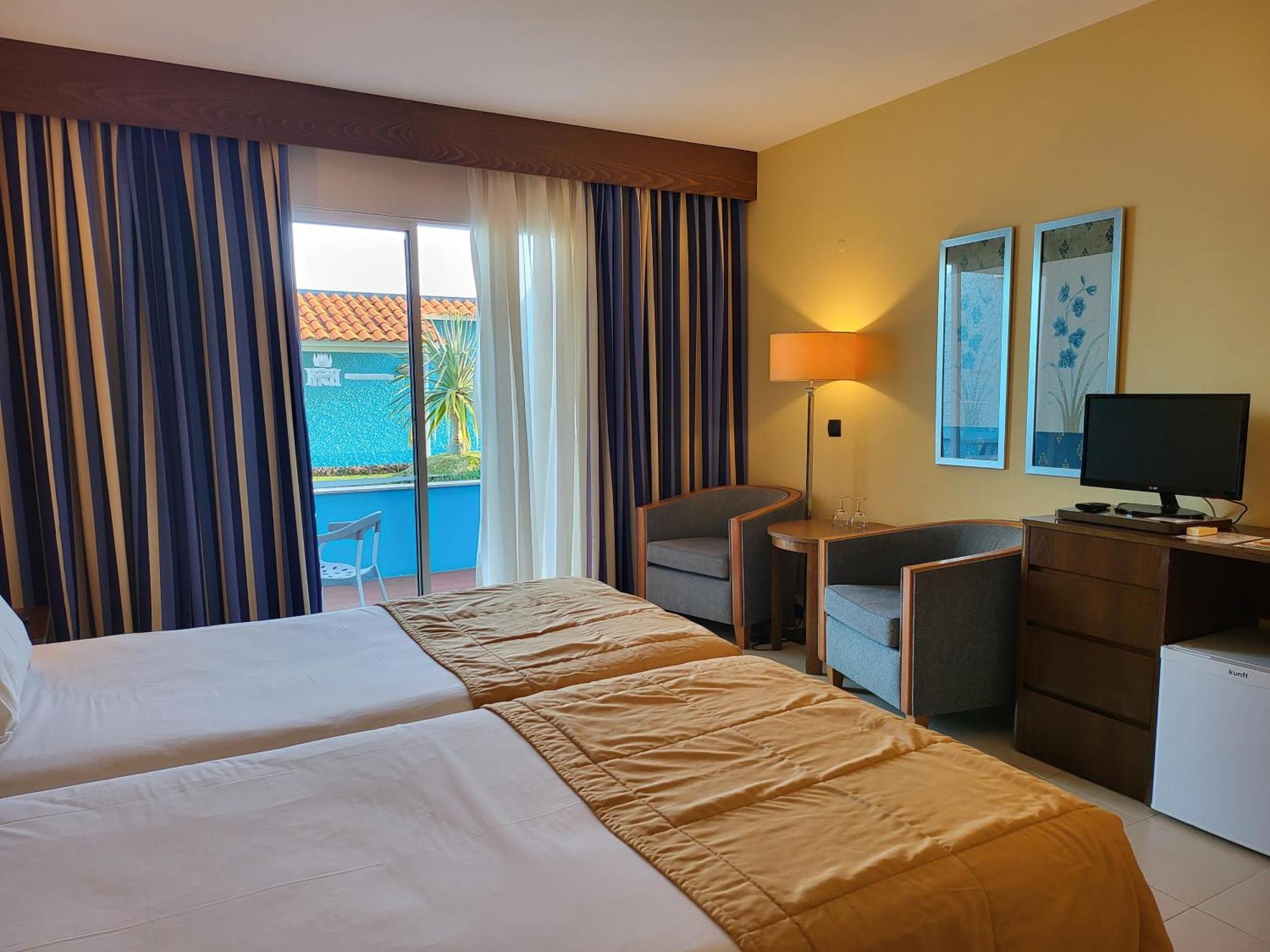 Hotel Roca Mar Caniço Exteriör bild