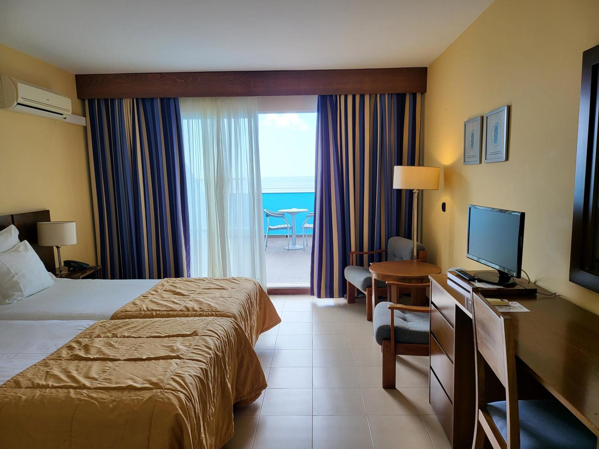 Hotel Roca Mar Caniço Exteriör bild